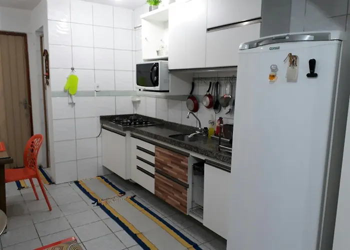 Casa 2 Quartos Mobiliada Cambeba - Com Garagem